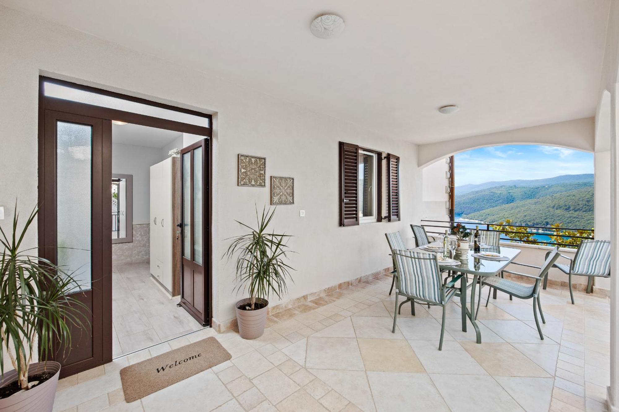 Appartement Ladym à Rabac Extérieur photo